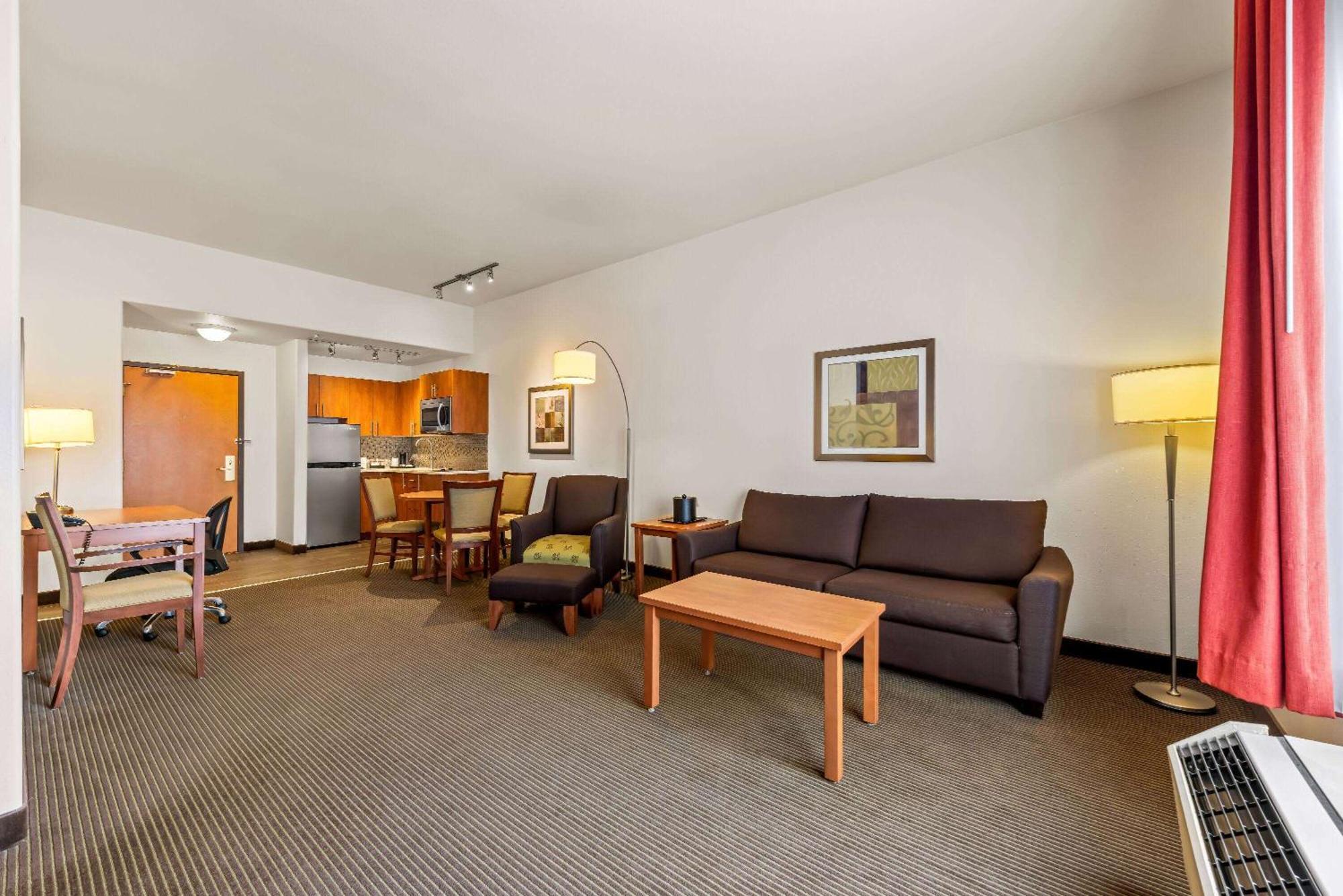 Wingate By Wyndham Calgary South Hotel Eksteriør billede